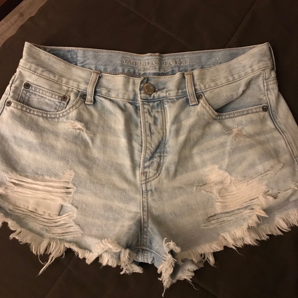 AEO Tomgirl Shortie Jean Shorts